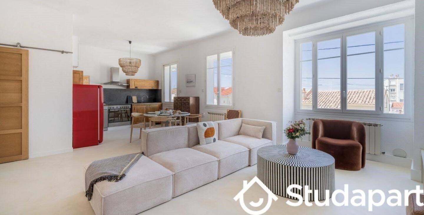 Appartement à louer, 73m², Marseille 8ème