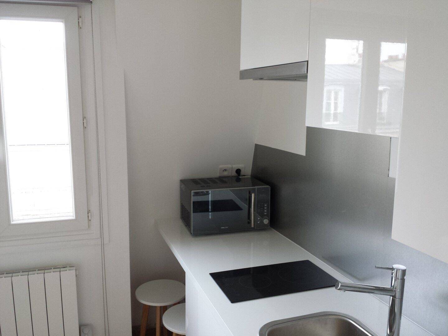 Appartement à louer, 9m², Paris 18ème