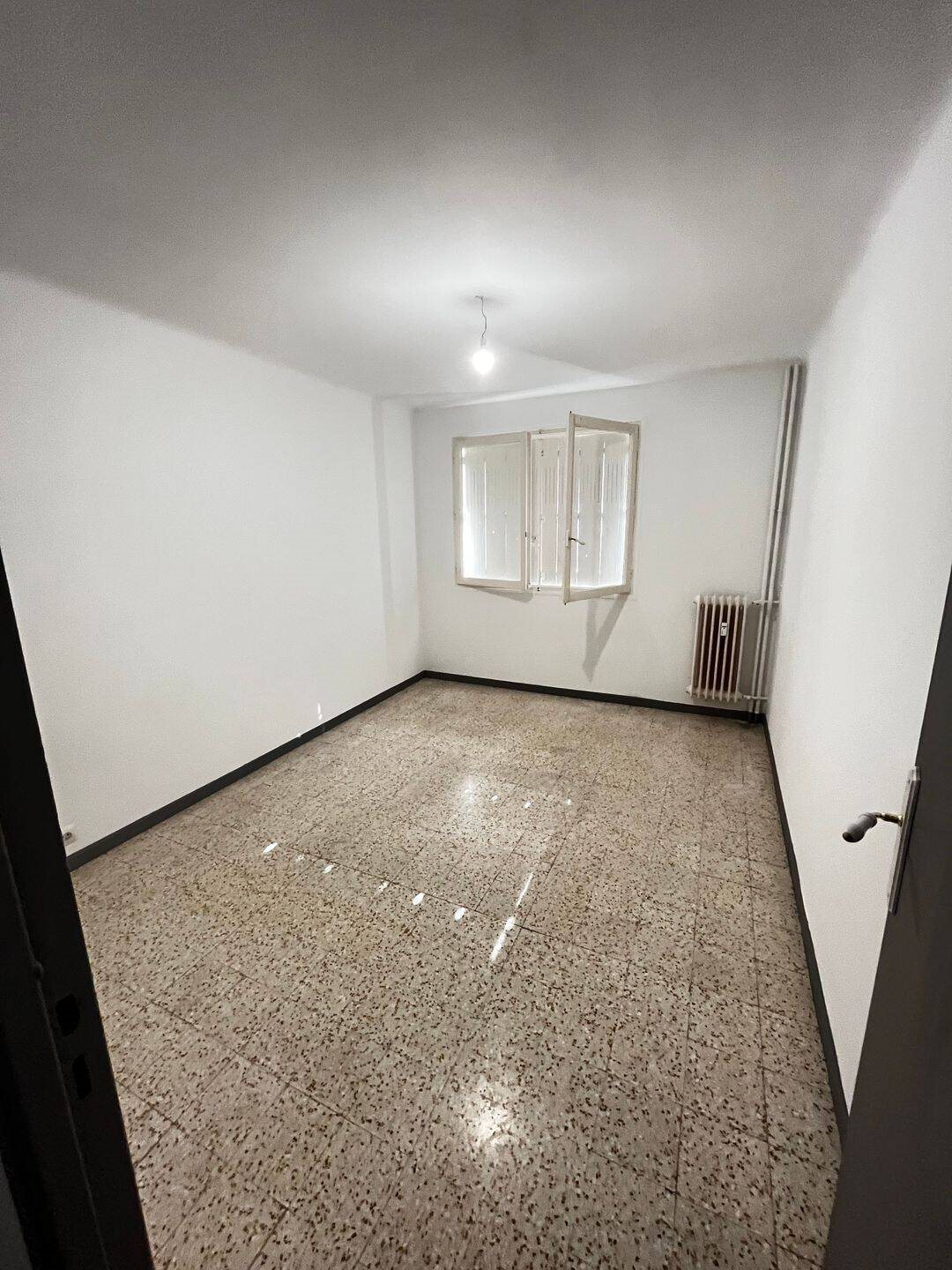 Appartement à louer, 70m², Toulon