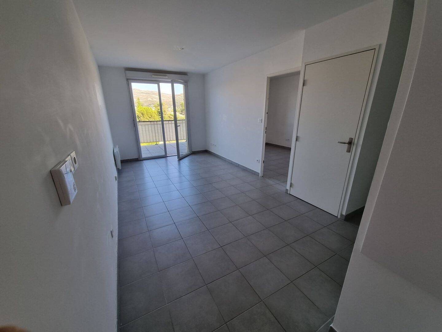 Appartement à louer, 38m², Plan-de-Cuques