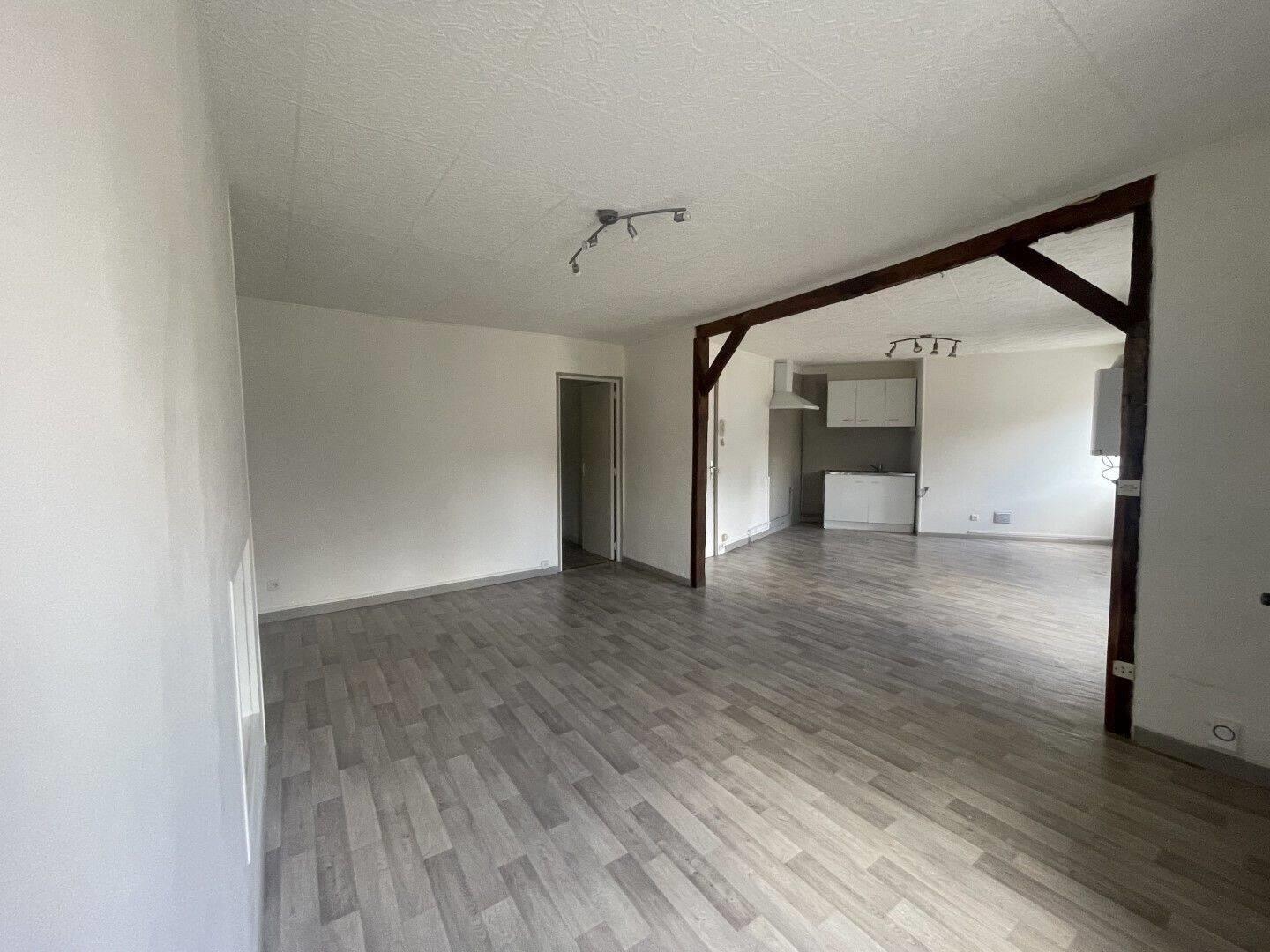 Appartement à louer, 78m², Mehun-sur-Yèvre
