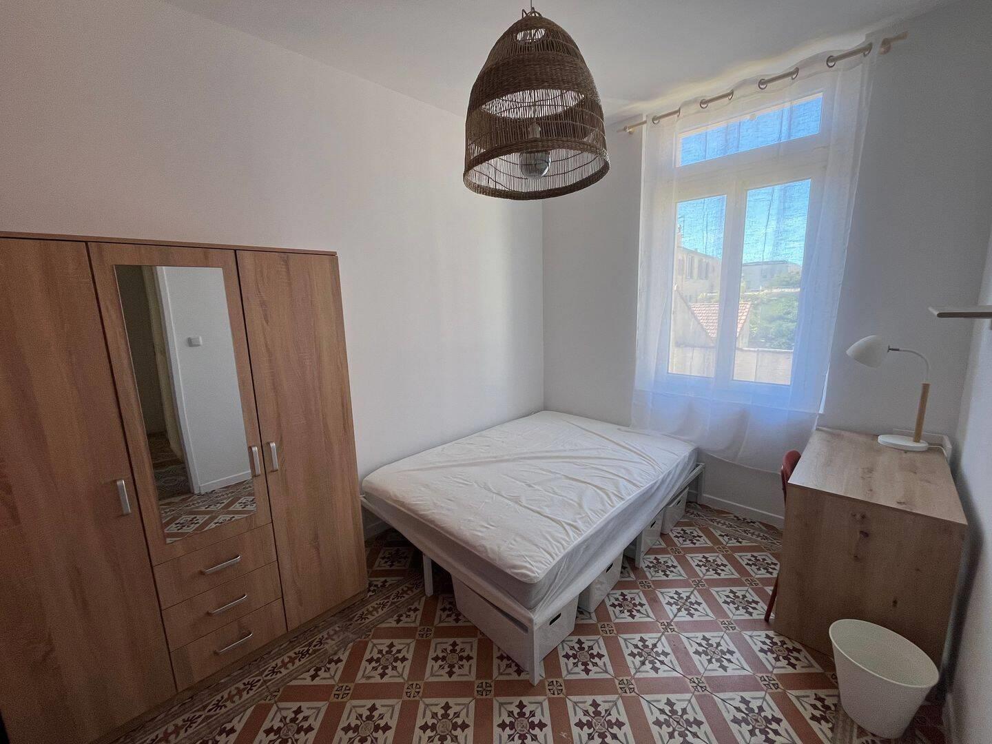 Appartement à louer, 69m², Toulon