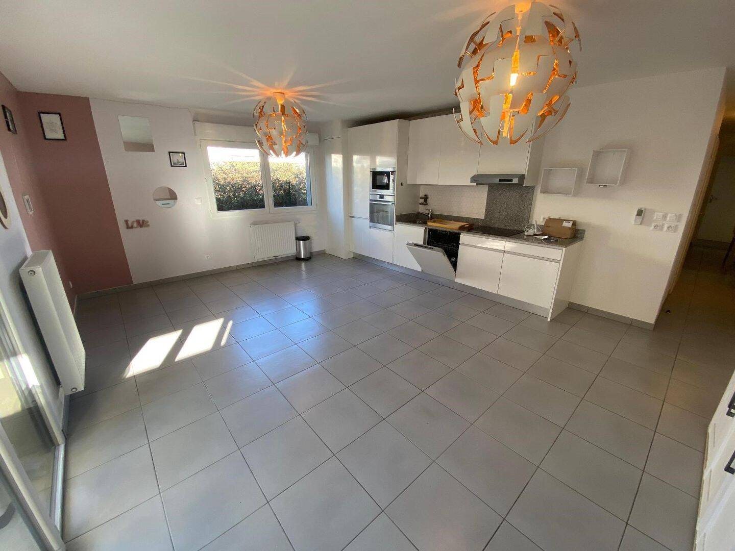 Appartement à louer, 83m², Douvaine