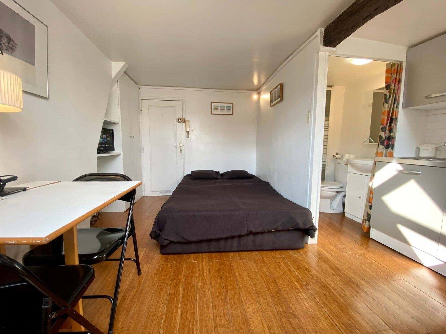 Appartement à louer, 15m², Paris 1er