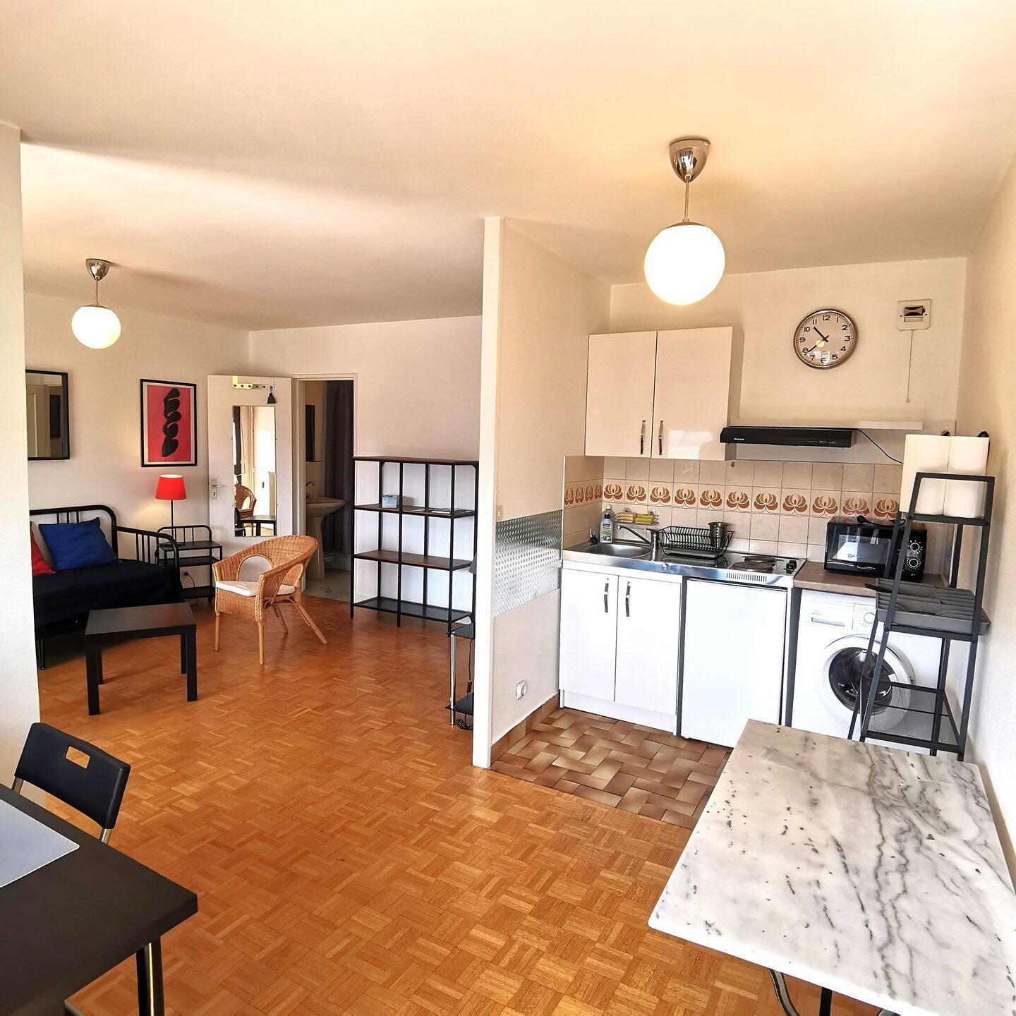 Appartement à louer, 35m², Saint-Etienne