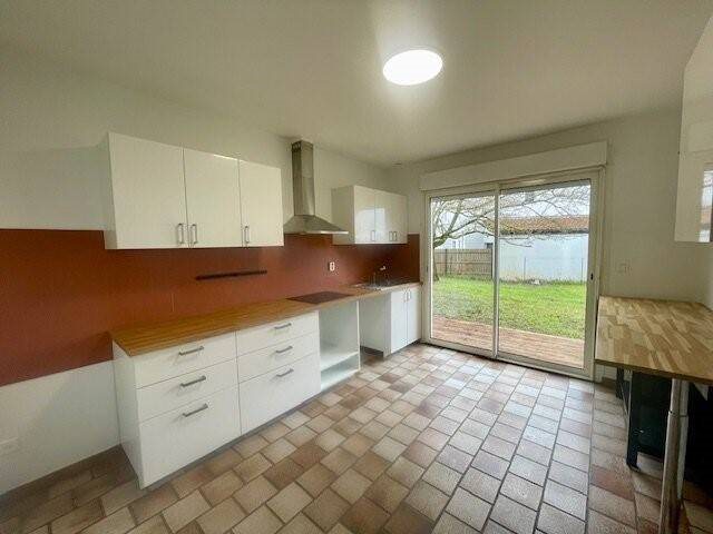 Maison à louer, 131m², Castelnau-d'Estrétefonds