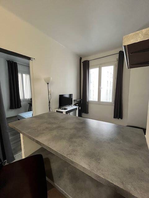 Appartement à louer, 28m², Marseille 7ème