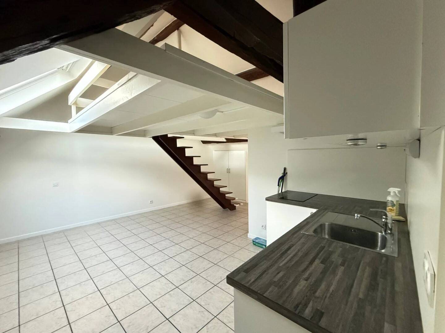 Appartement à louer, 25m², Combs-la-Ville