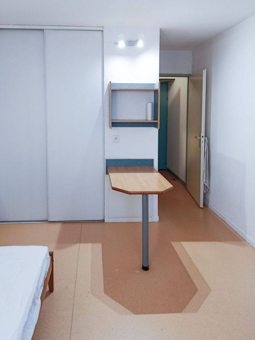 Appartement à louer, 20m², Saint-Etienne