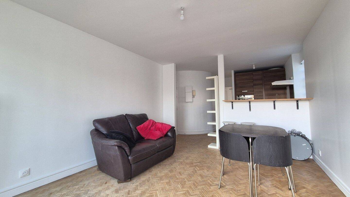 Appartement à louer, 40m², Paris 18ème
