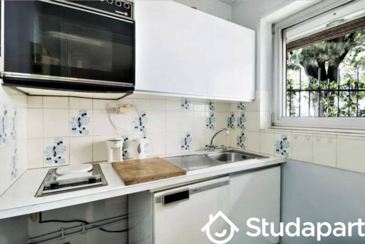 Appartement à louer, 26m², Paris 17ème