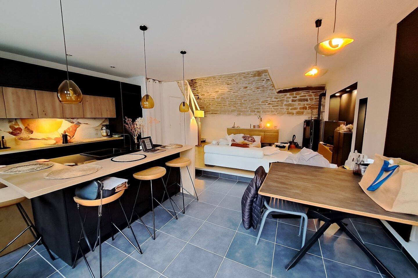 Maison à louer, 94m², Panossas