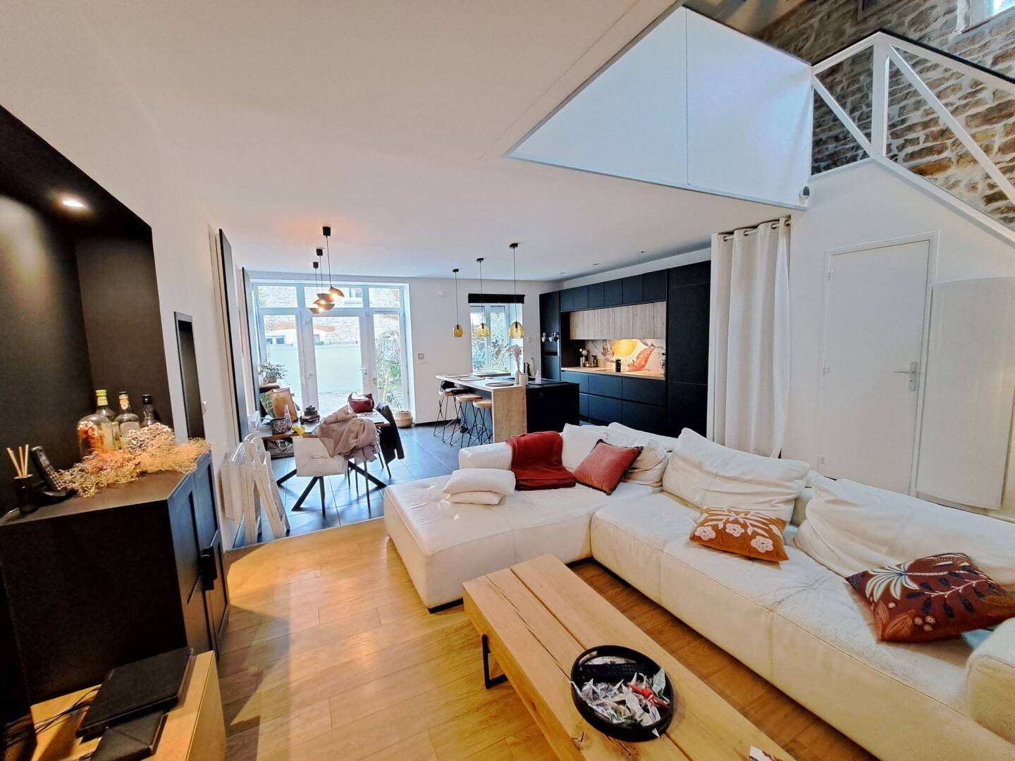 Maison à louer, 94m², Panossas