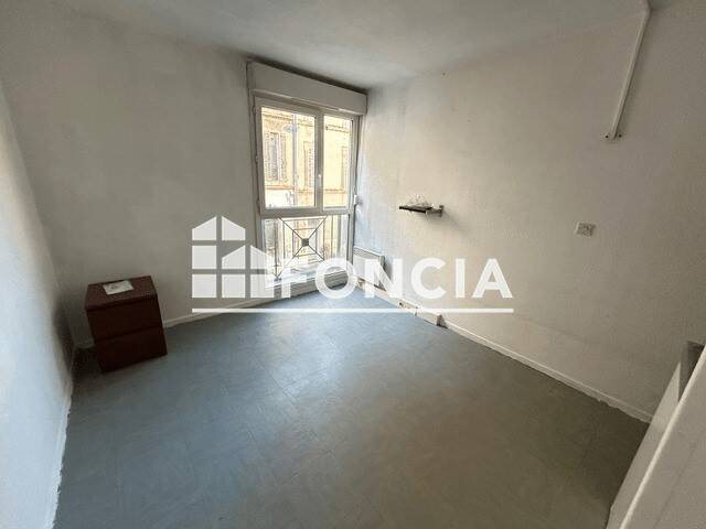 Appartement à louer, 15m², Marseille 4ème