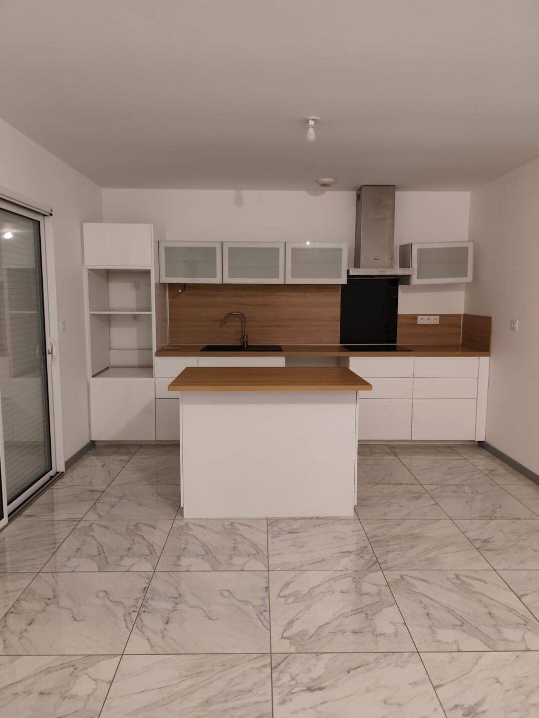 Maison à louer, 127m², Ecouflant