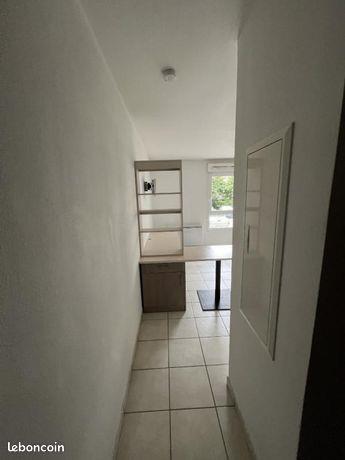 Appartement à louer, 20m², Saint-Etienne