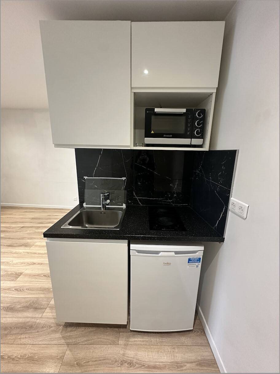 Appartement à louer, 18m², Paris 20ème