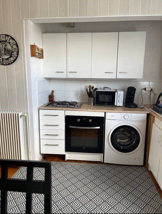 Appartement à louer, 16m², Amendeuix-Oneix