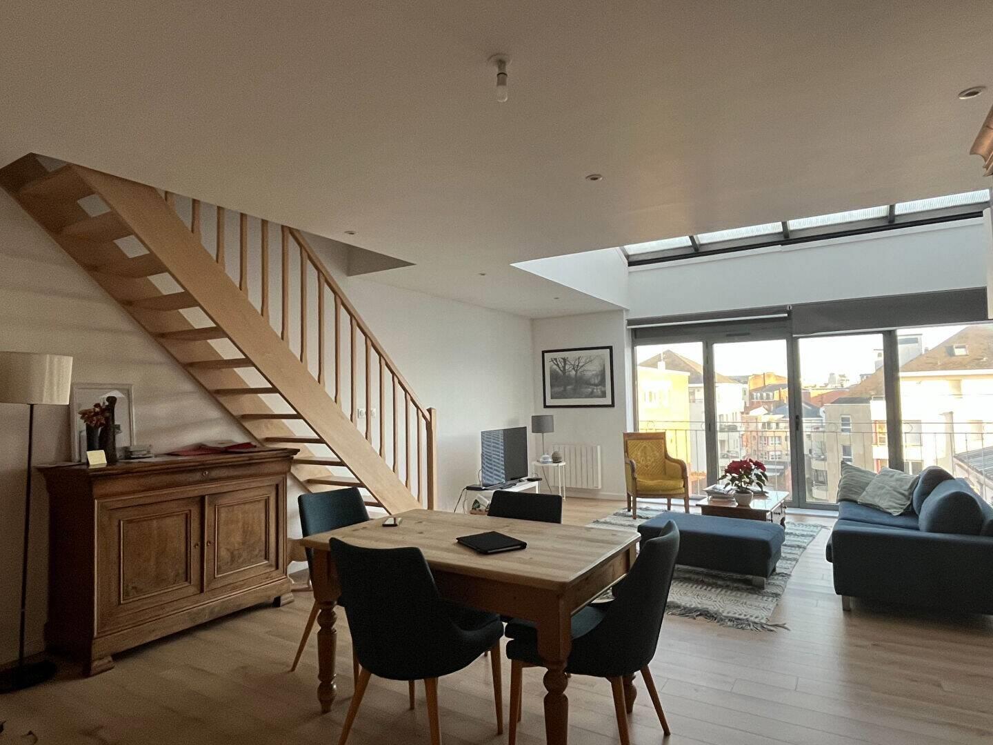 Appartement à louer, 110m², Lille