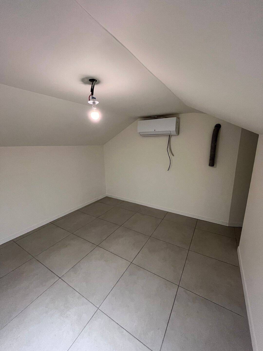 Appartement à louer, 60m², Roussillon