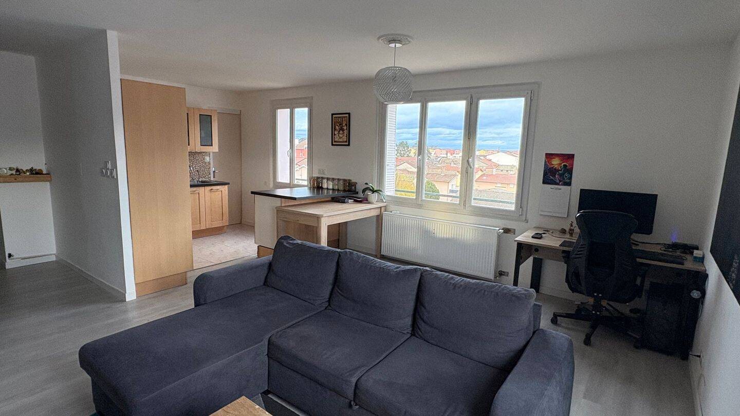 Appartement à louer, 58m², Charnay-lès-Mâcon