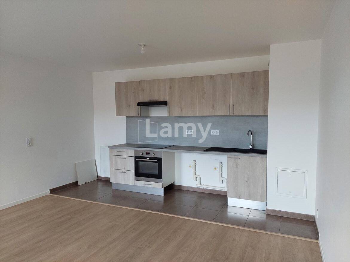 Appartement à louer, 64m², Cergy