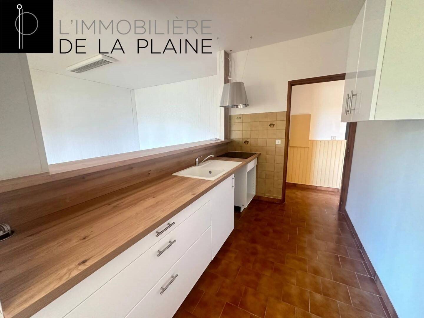 Appartement à louer, 62m², Biguglia