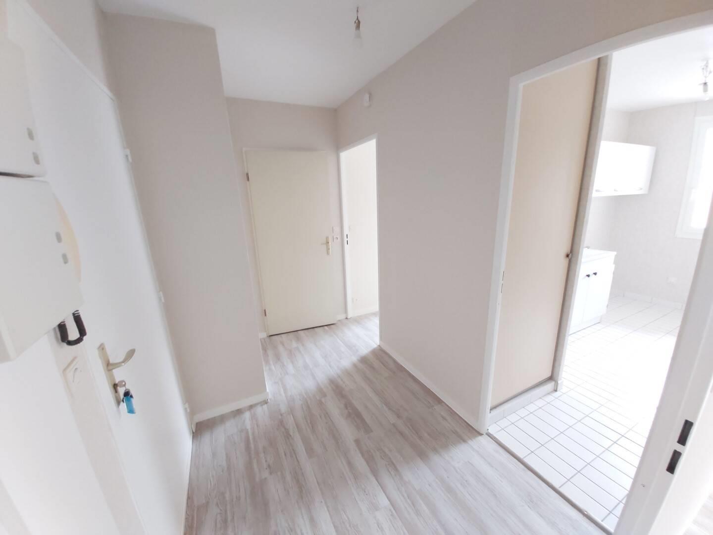 Appartement à louer, 45m², Reims