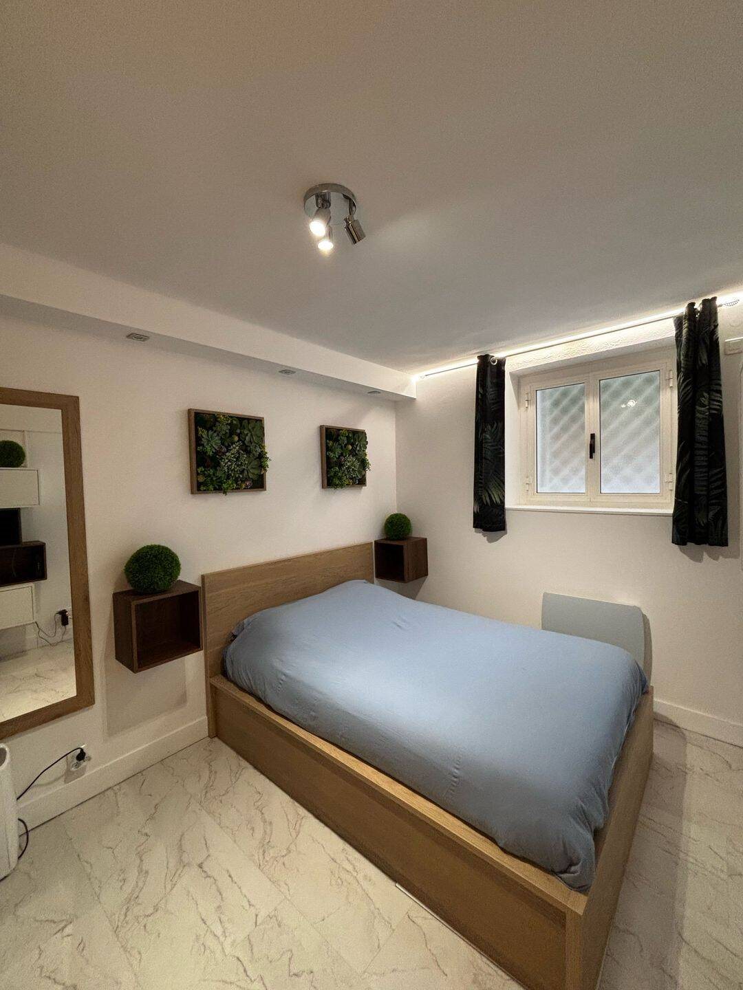 Appartement à louer, 18m², Menton