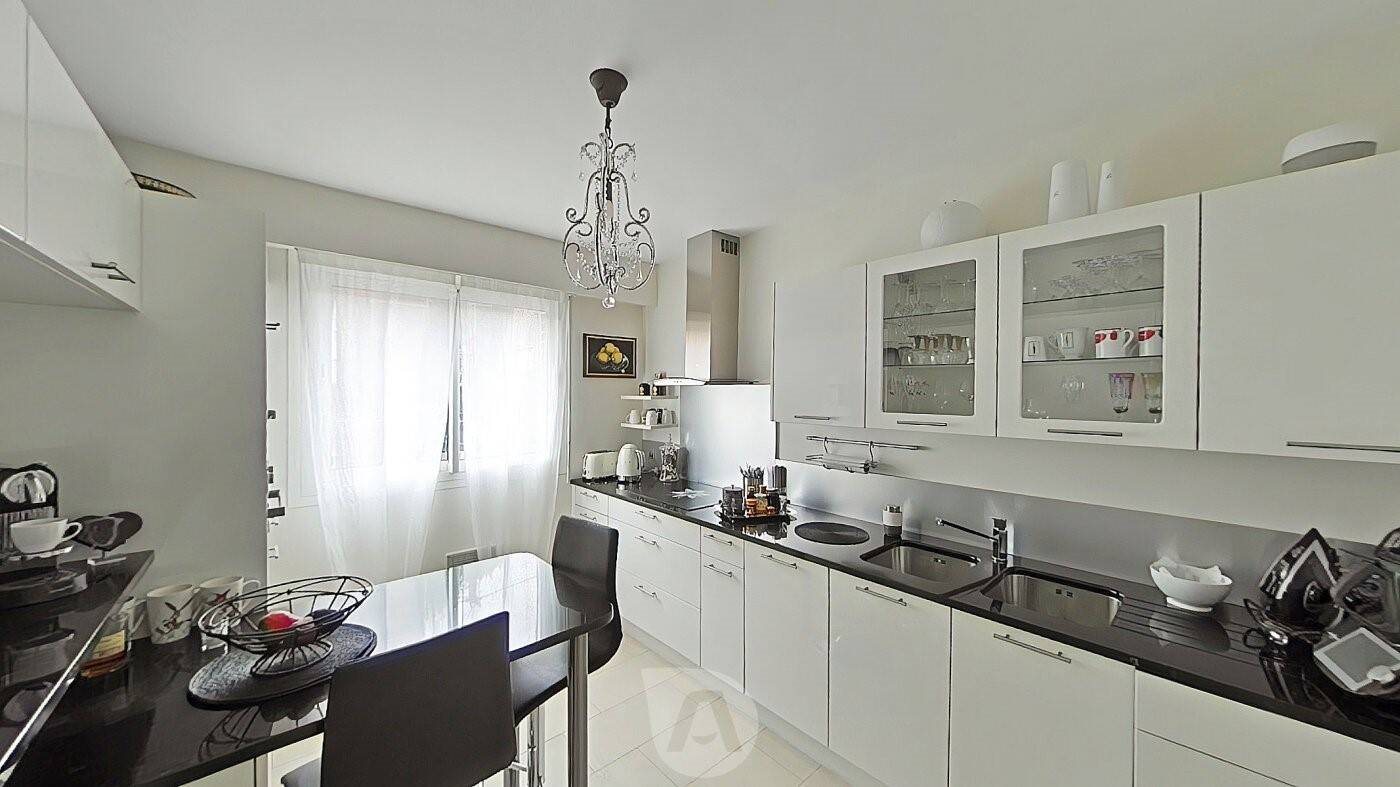 Appartement à vendre, 77m², Lille