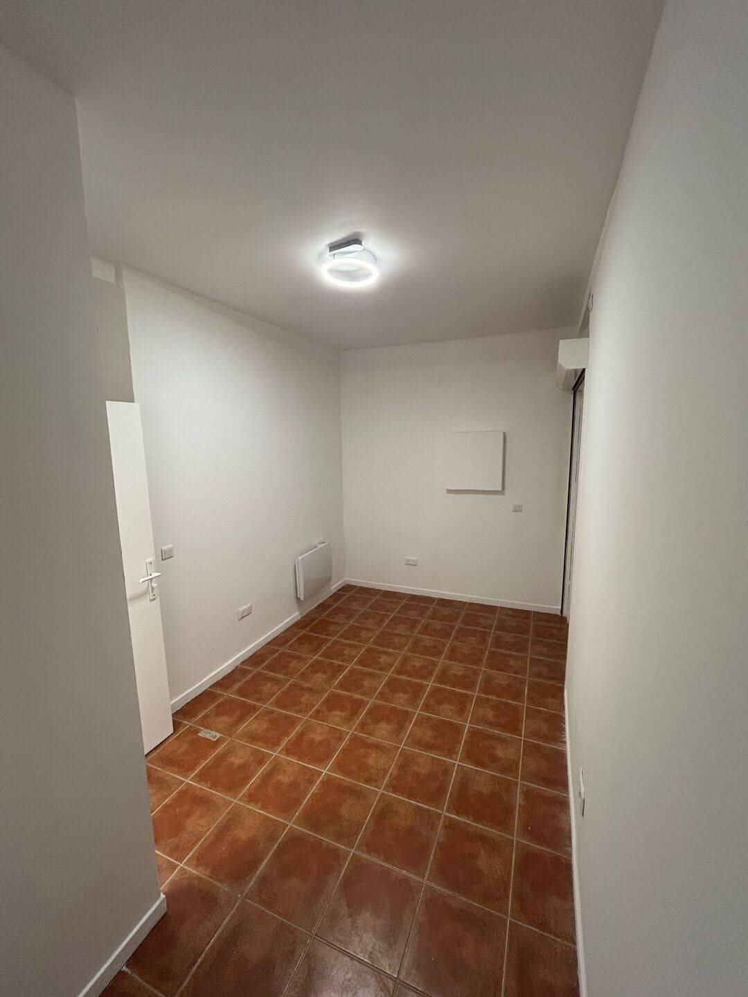 Appartement à louer, 13m², Paris 17ème