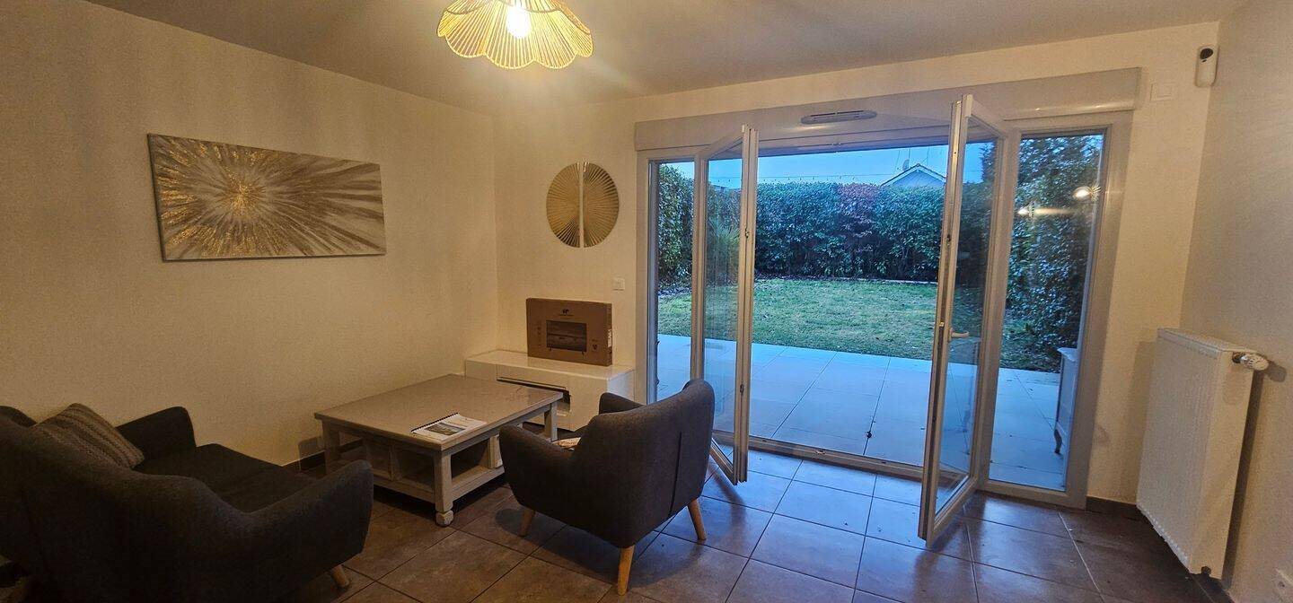 Appartement à louer, 47m², Saint-Genis-Pouilly