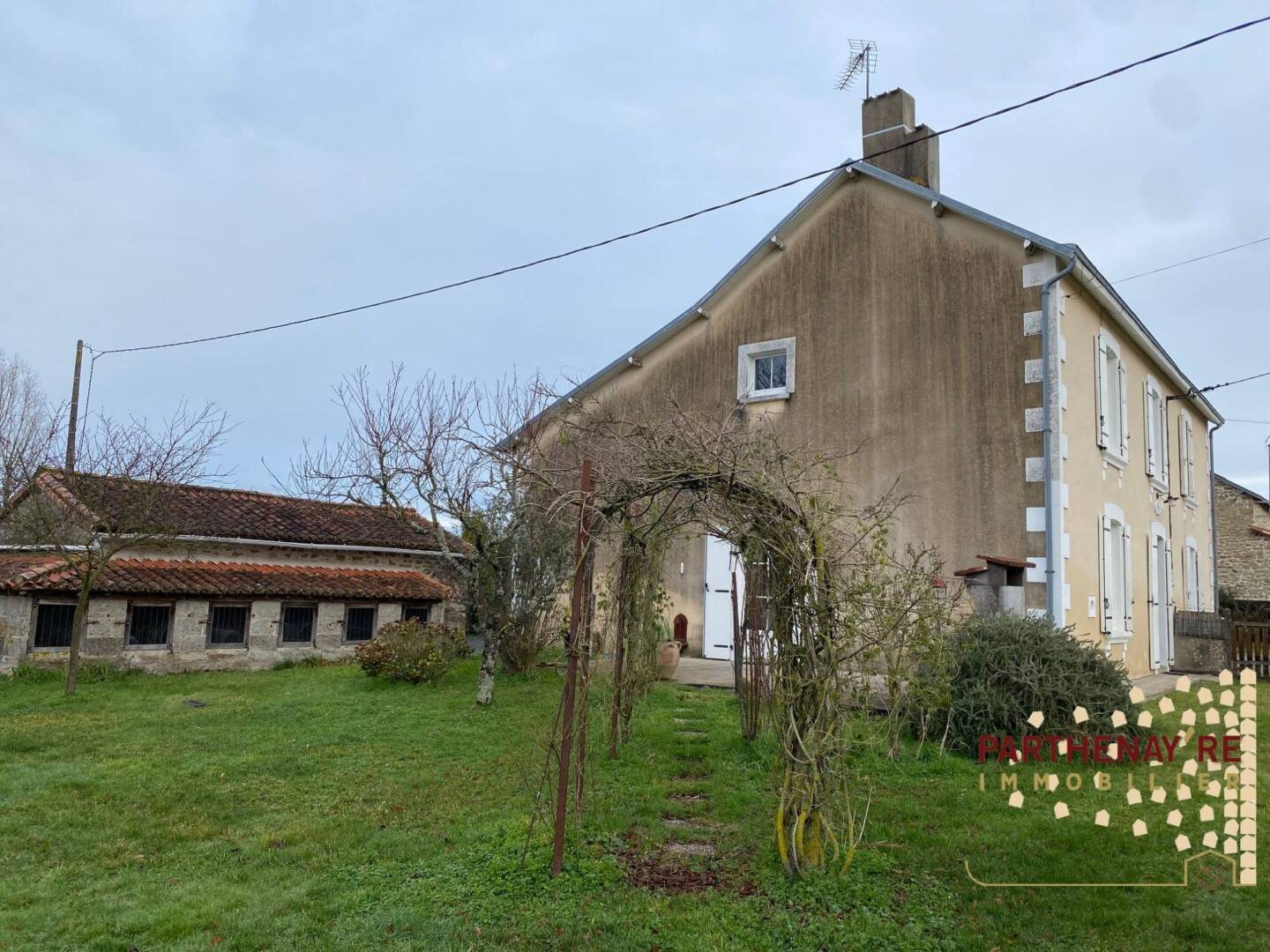 Maison à vendre, 96m², Pompaire