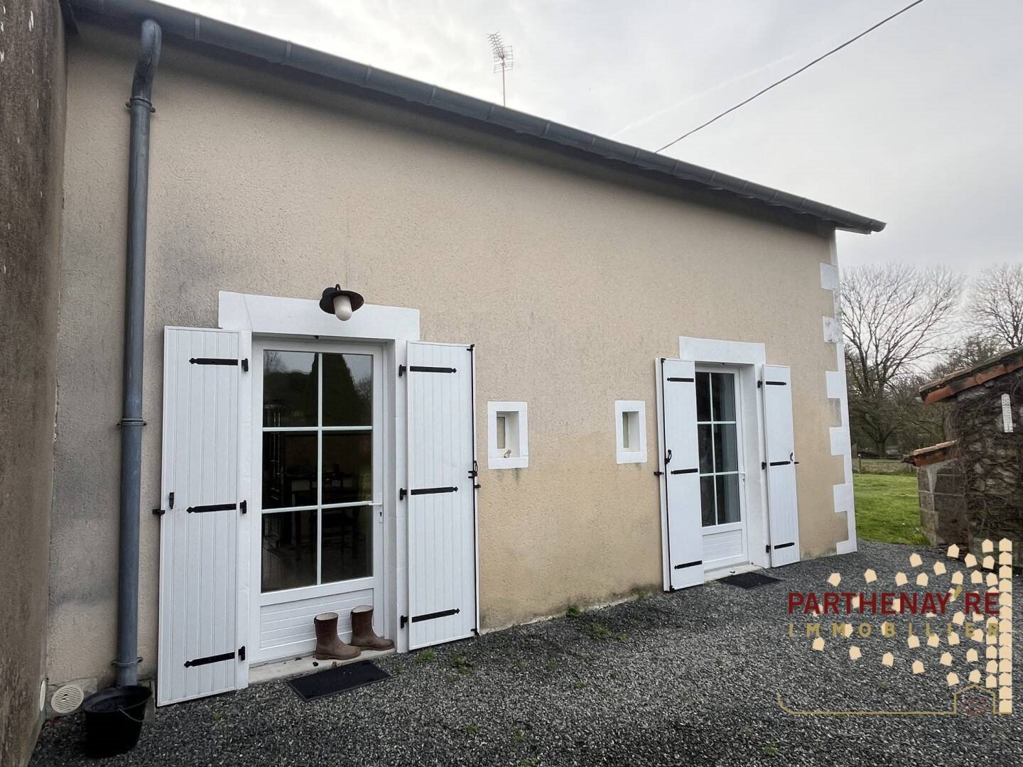 Maison à vendre, 96m², Pompaire