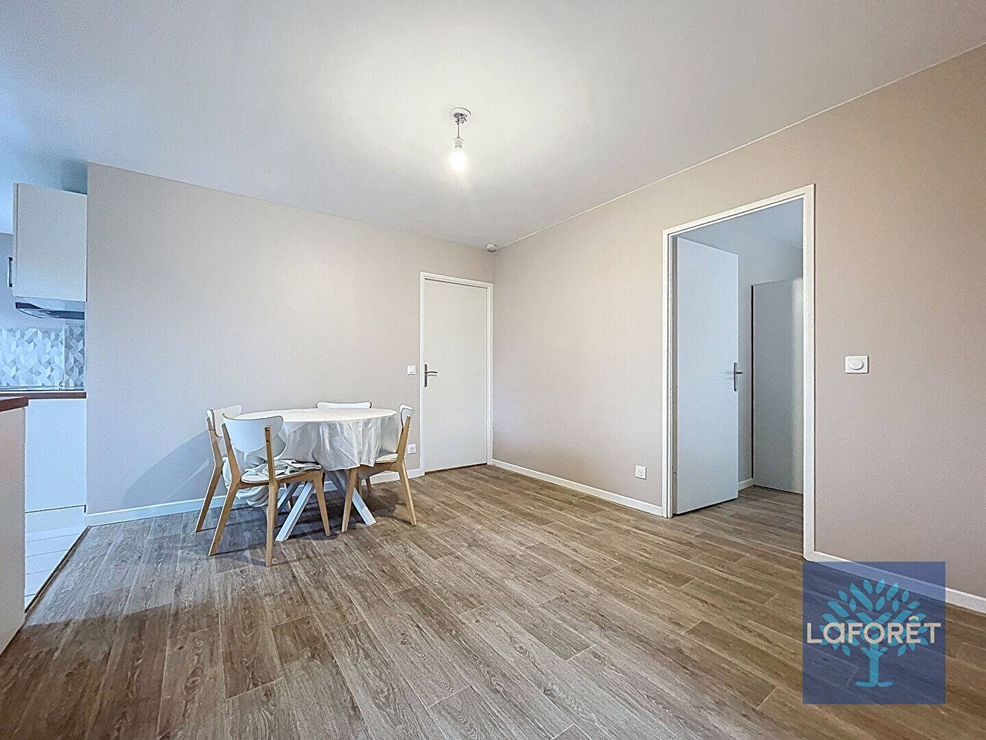 Appartement à louer, 48m², Cergy