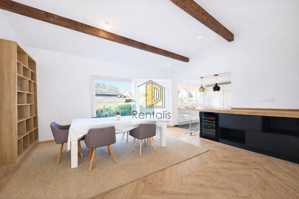 Maison à louer, 183m², Prévessin-Moëns