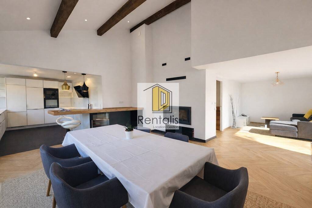 Maison à louer, 183m², Prévessin-Moëns