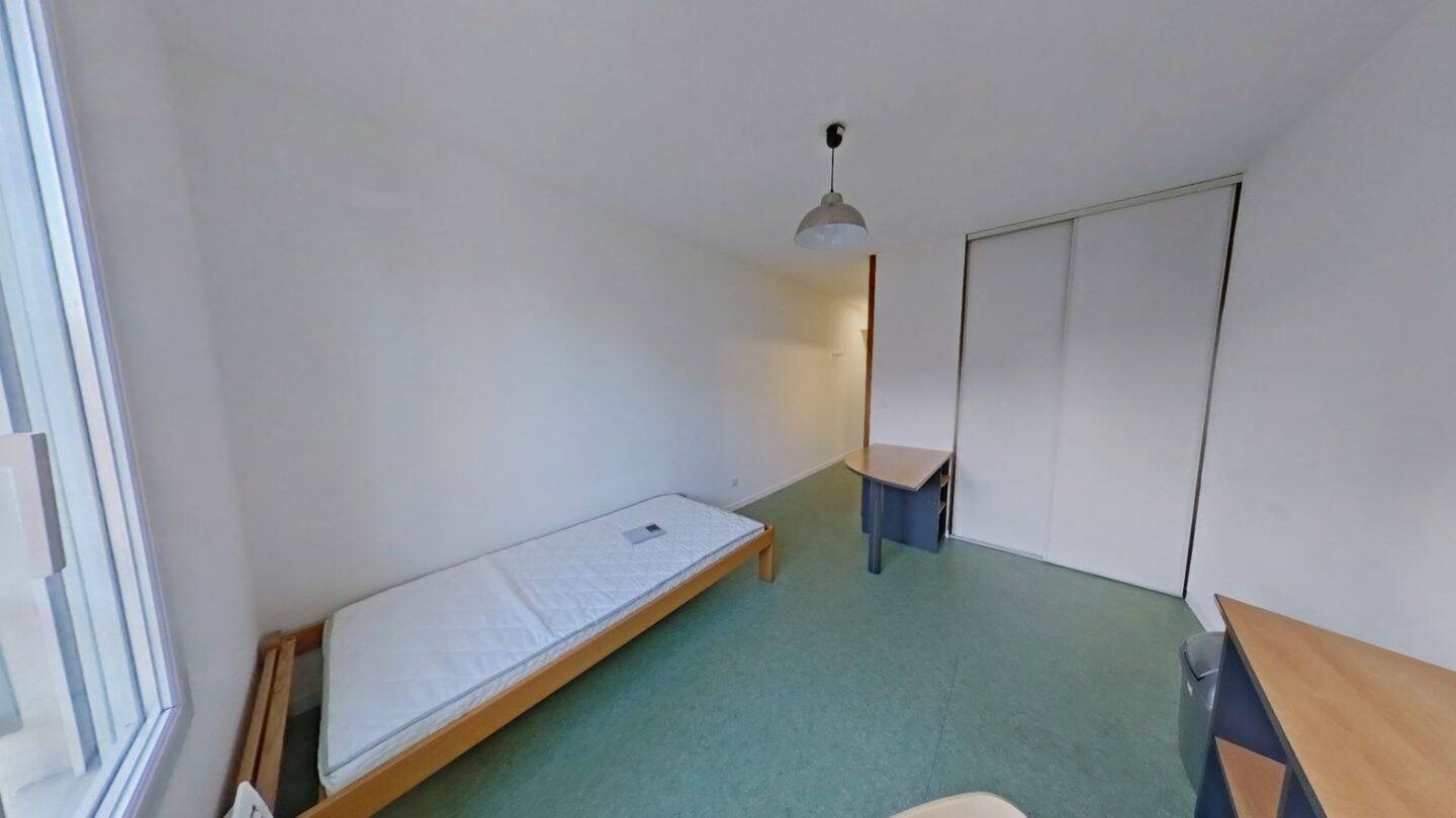 Appartement à louer, 18m², Saint-Etienne