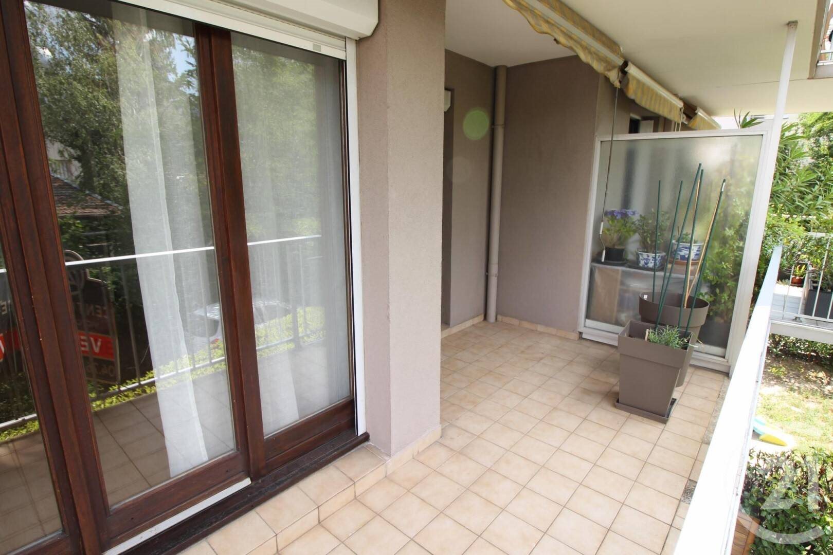 Appartement à louer, 79m², Grenoble