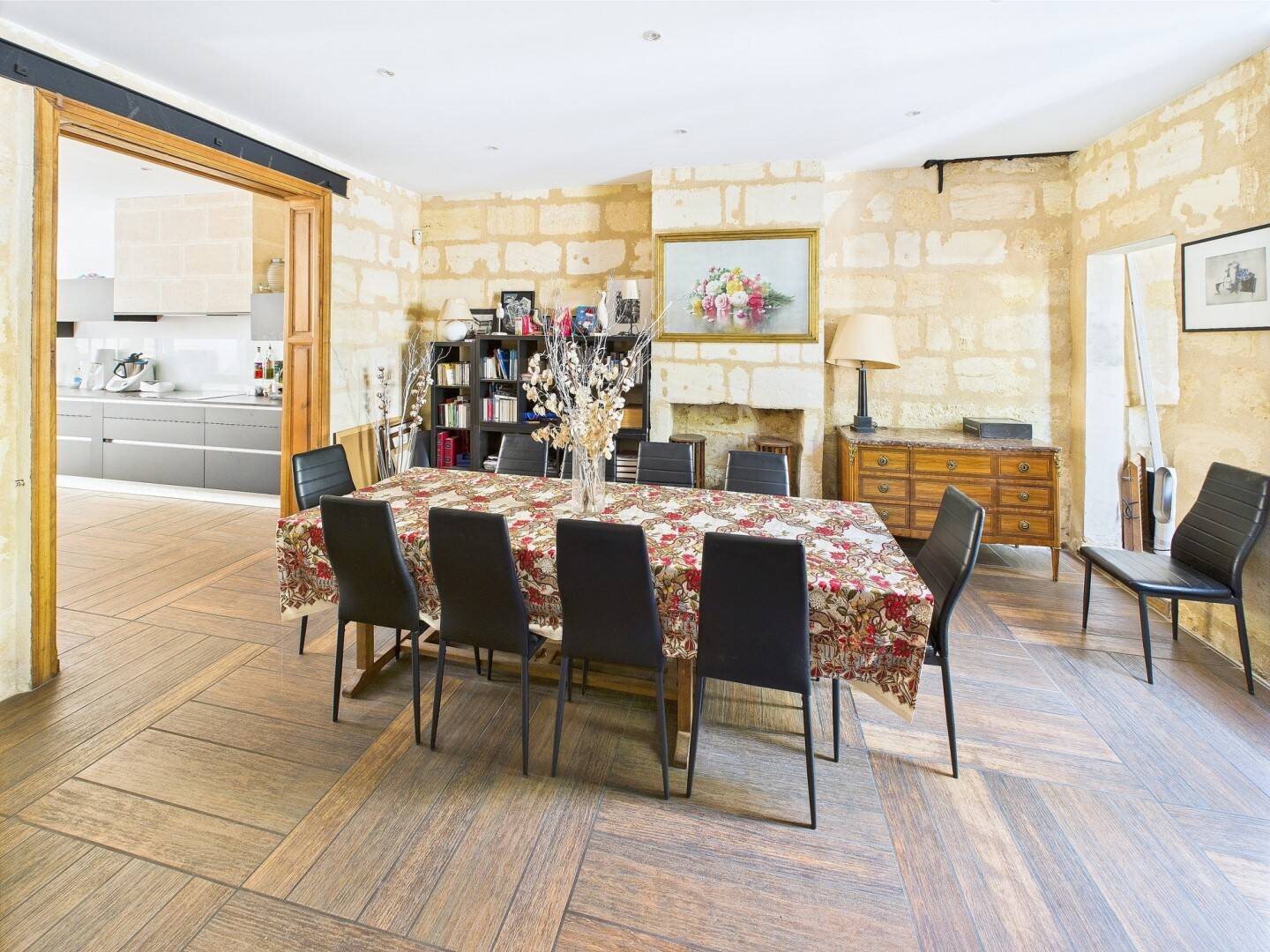 Maison à louer, 244m², Bordeaux