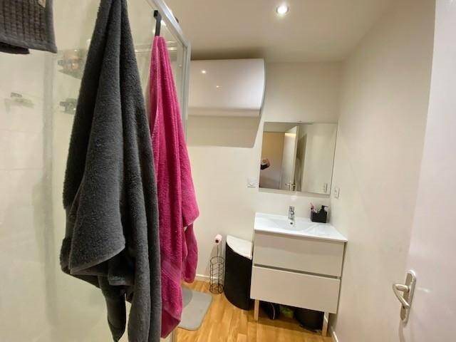 Appartement à louer, 27m², Saint-Genis-Laval