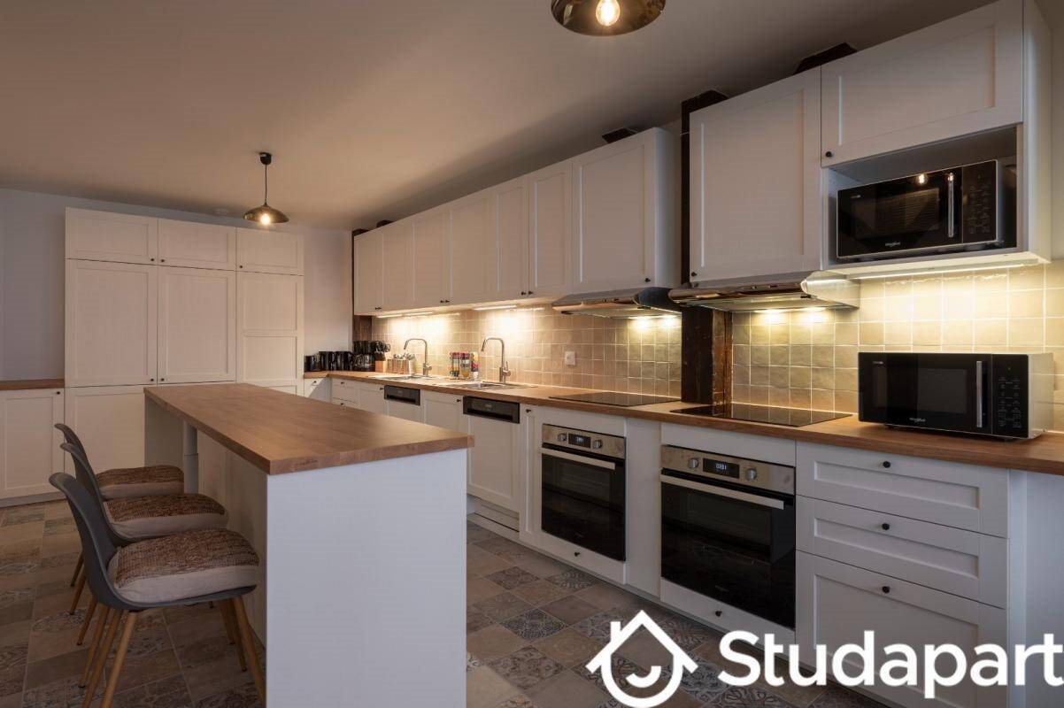 Maison à louer, 15m², Paris 18ème