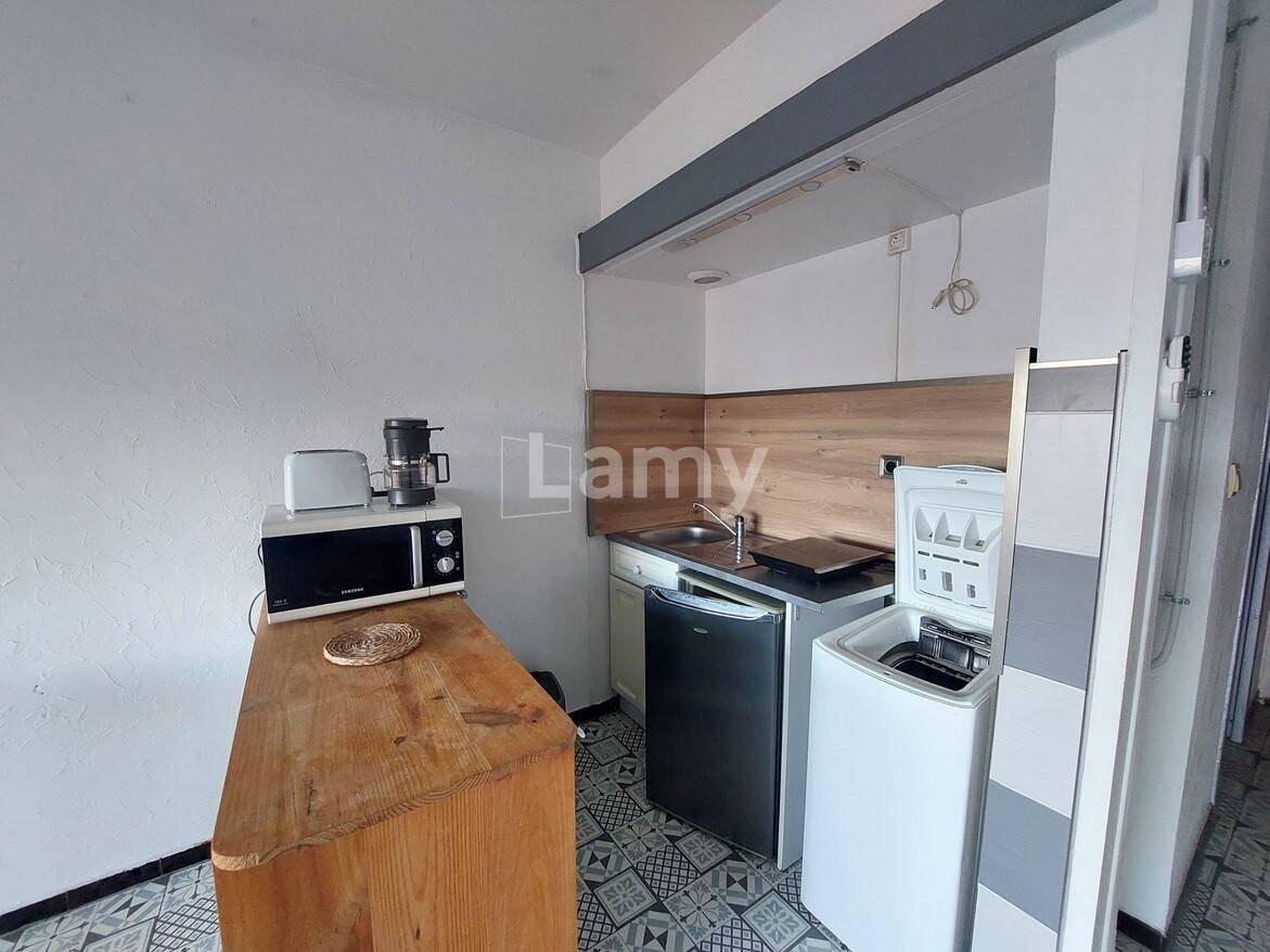 Appartement à louer, 23m², Nîmes