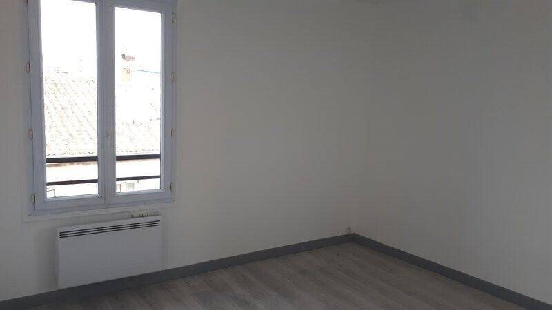 Appartement à louer, 63m², Marseille 4ème