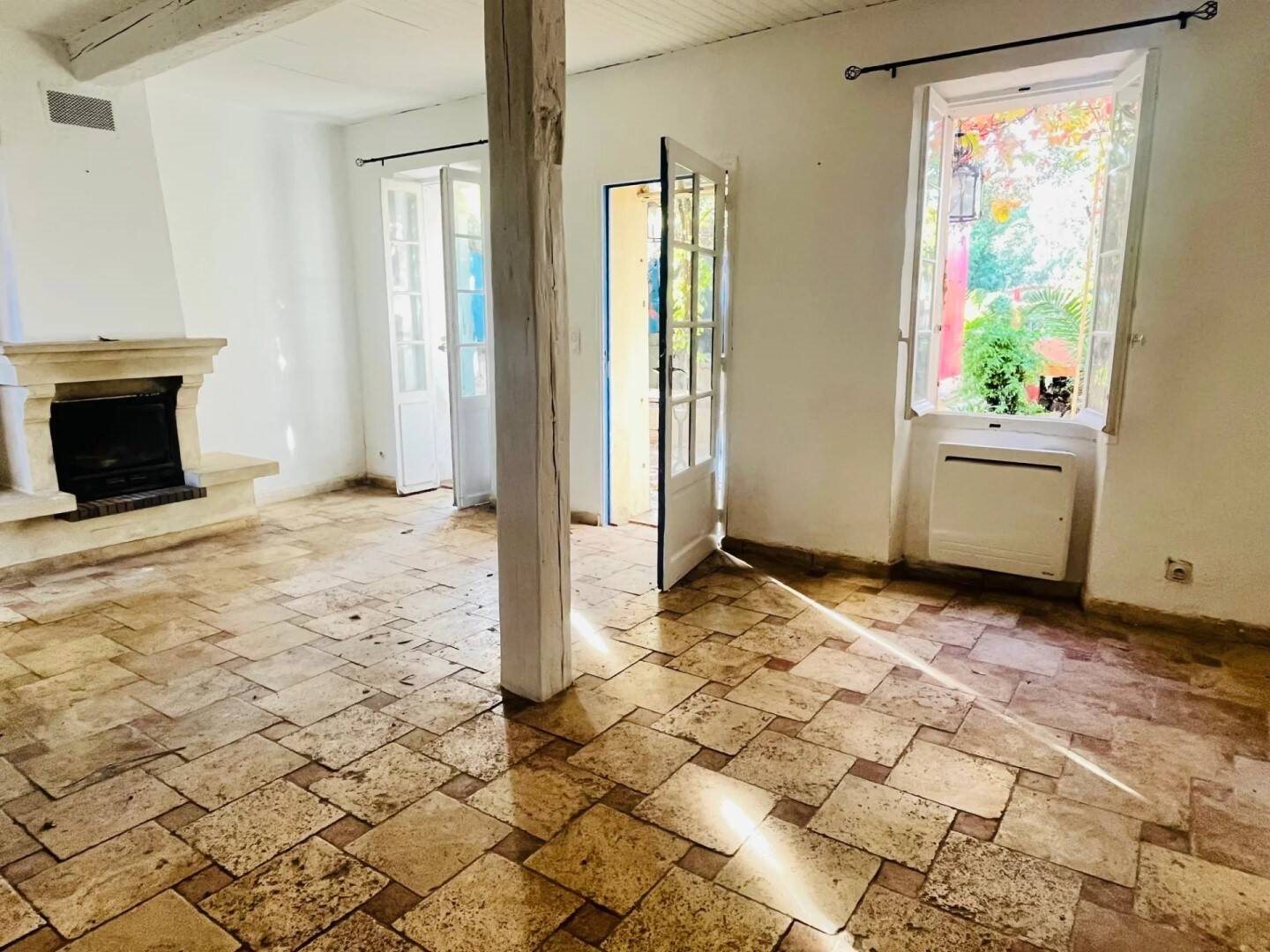 Maison à louer, 76m², Toulon