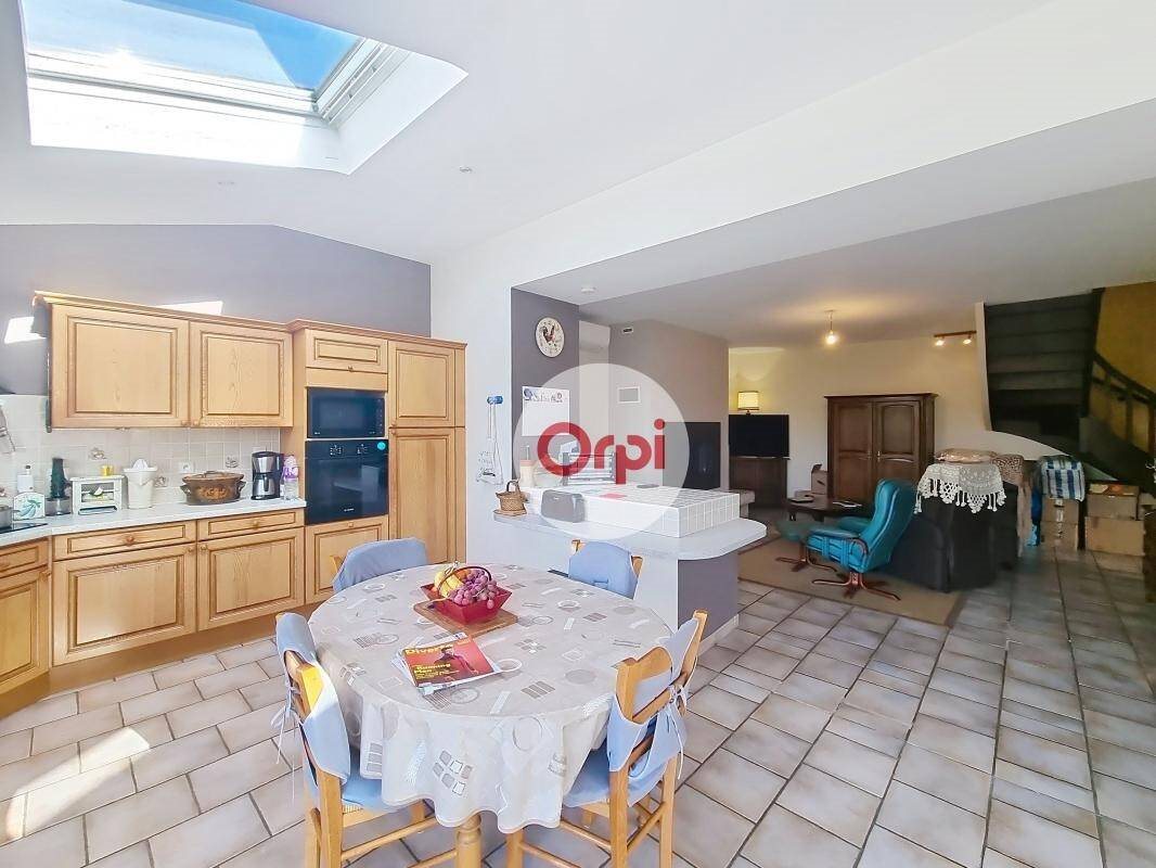 Maison à vendre, 125m², Beignon