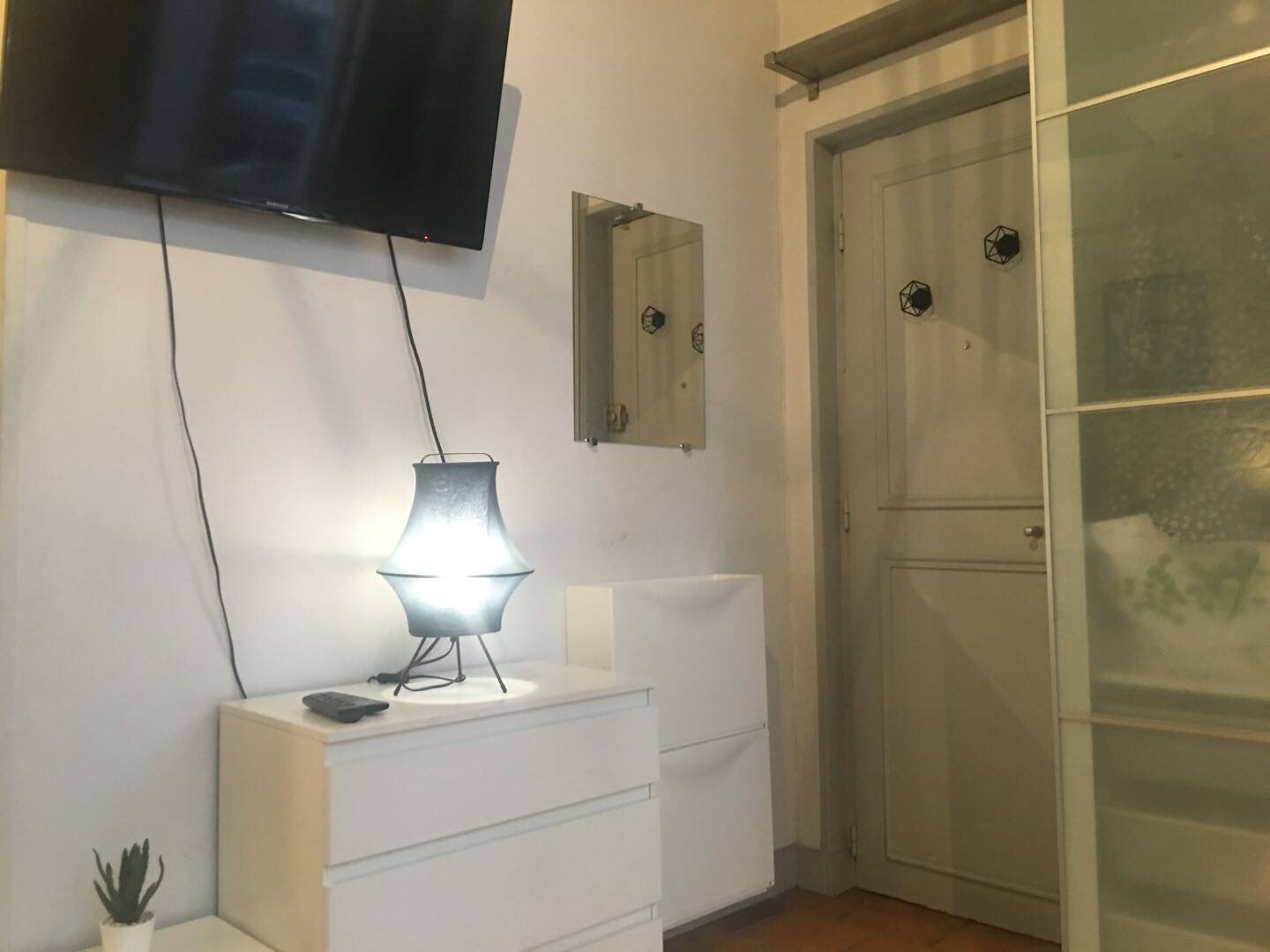 Appartement à louer, 18m², Paris 20ème