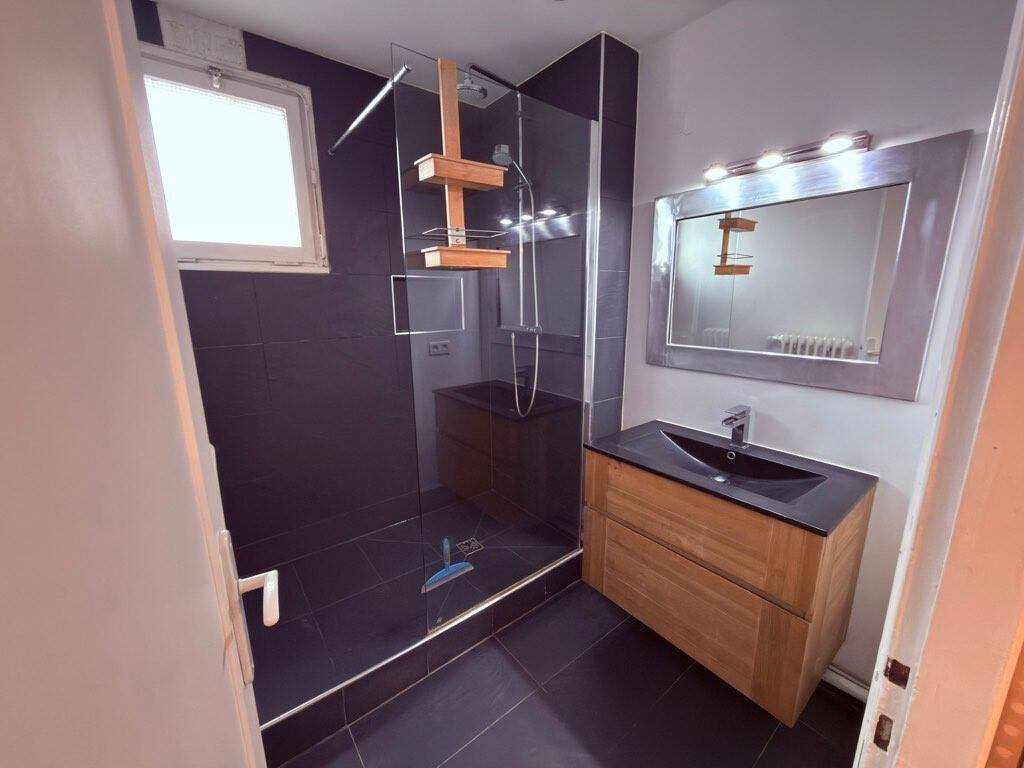 Appartement à louer, 52m², Paris 18ème