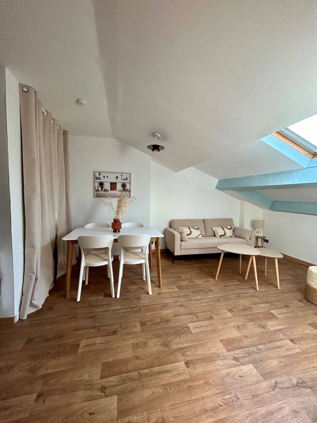 Appartement à louer, 19m², Marseille 1er