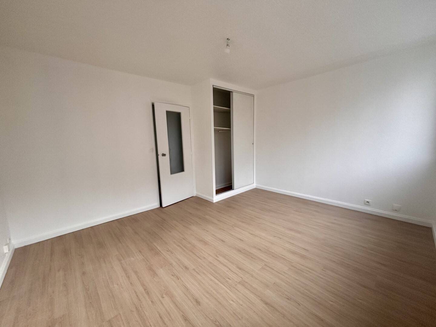 Appartement à louer, 24m², Paris 19ème